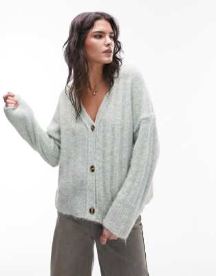 Topshop - Flauschige Strickjacke in Hellgrün mit V-Ausschnitt