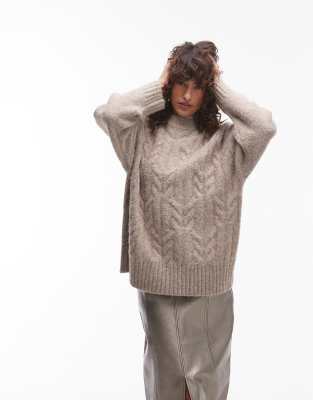 Topshop - Flauschiger Oversize-Strickpullover in Hellbeige mit Zopfmuster-Neutral