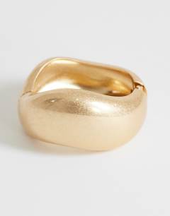 Flavia chunky bangle in gold