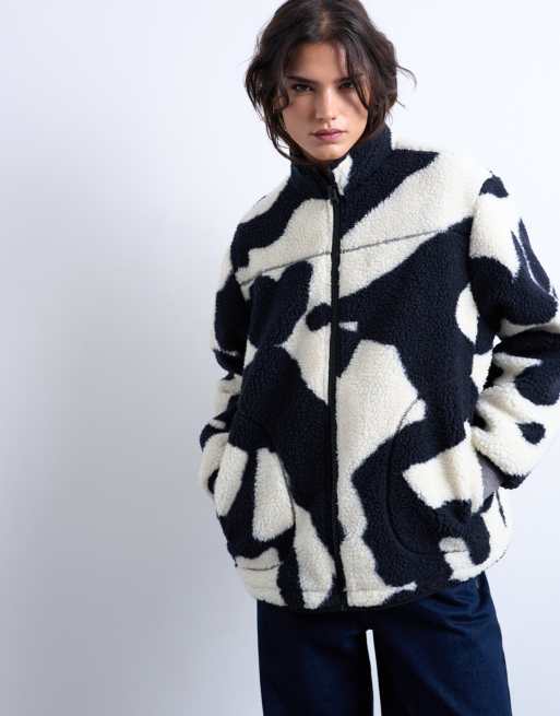 Topshop - Fleece jack van borg met zwart-witte koeienprint, 4 van 4