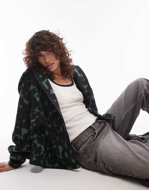 Topshop - Fleecejack van borg met rits en abstracte luipaardprint in groen