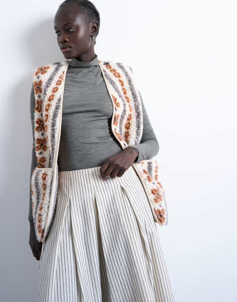 Topshop – Flerfärgad väst i teddy med abstrakt mönster - view 1