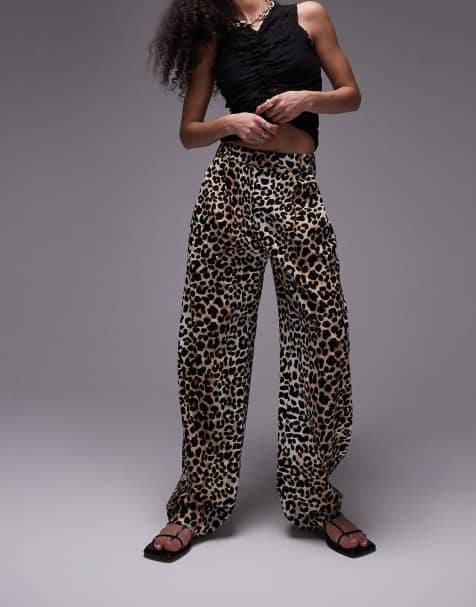 Topshop – Flerfärgade, leopardmönstrade, plisserade byxor i linne med vida ben - view 1