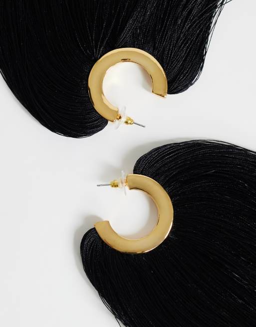 Topshop Franklin Creolen mit Quasten in Schwarz, 4 von 4
