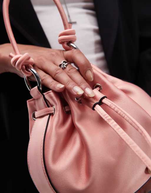 Topshop – Gabs – Glockenförmige Tasche in Pfirsich mit Raffung und