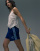 Thumbnail 1 van 5