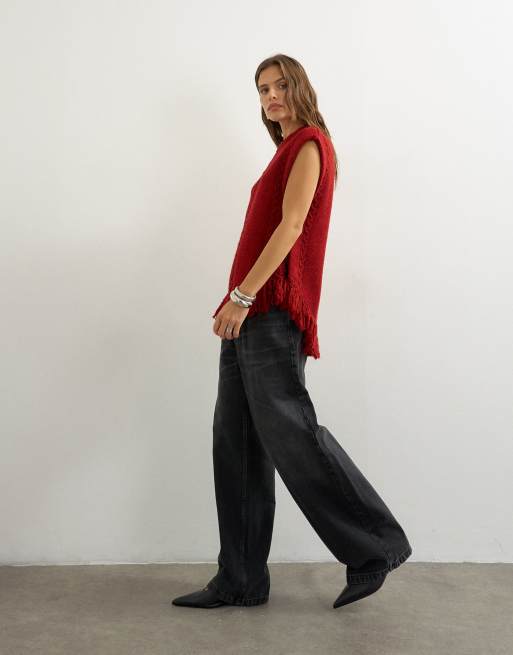 Topshop gebreide poncho met franjes in rood, 2 van 4