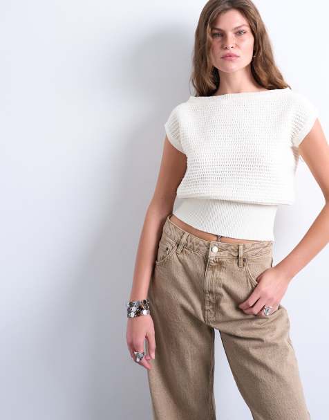 Topshop - Gebreide top met siersteken aan de hals in crème - view 1