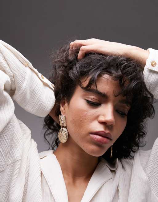 Topshop - Gehamerde abstracte oorhangers in goud