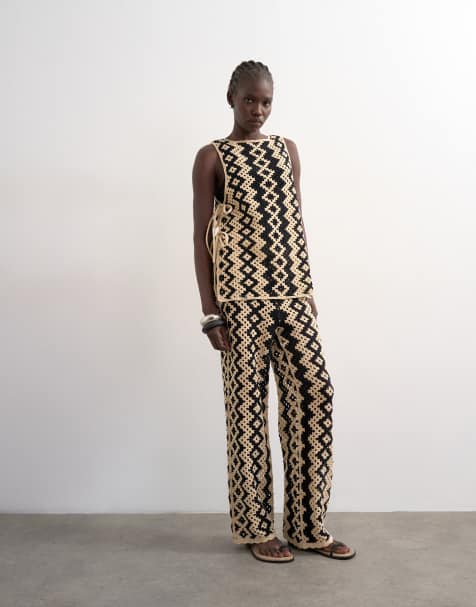 Topshop – Gemusterte Hose aus Häkelstrick in Schwarz und Beige, Kombiteil - view 1