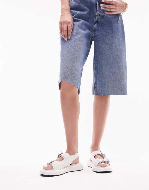Topshop – Gen – Sandalen in Kroko-Weiß mit Schnalle und Fersenriemchen, 2 von 4