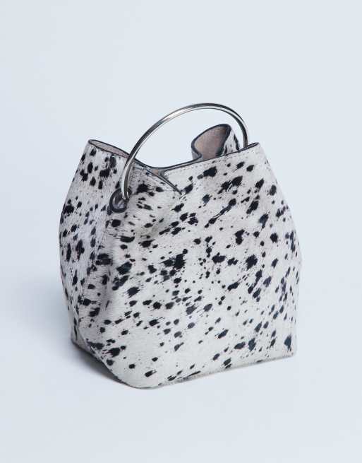 Topshop Gene real leather grab bag with metal handle in cow dalmatian, 3 of 4