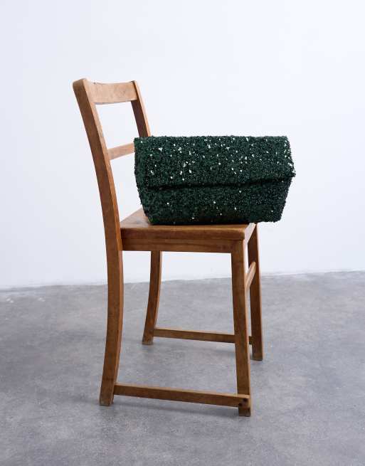 Topshop - Georgia - Pochette ornée de sequins avec partie supérieure rabattue - Vert, 2 de 4