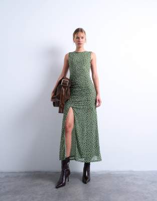 Topshop - Gerafftes Maxikleid in gepunktetem Grün