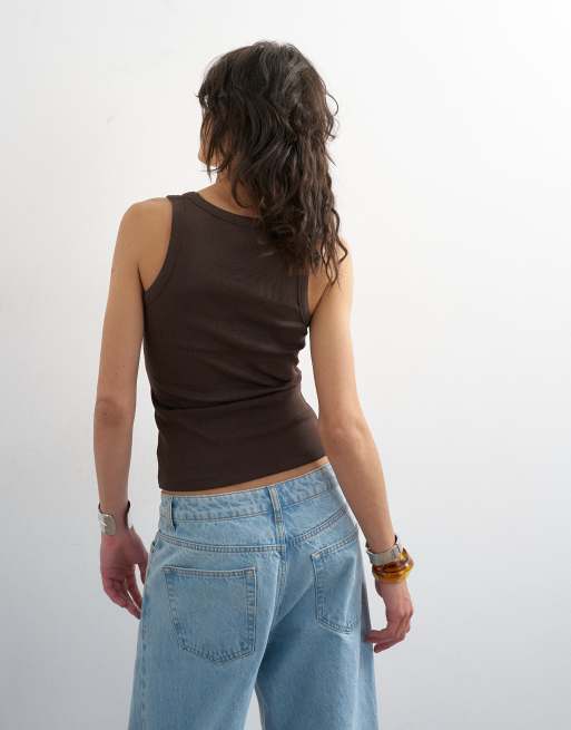 Topshop - Geribbeld hemdje met lage ronde hals in donker chocoladebruin, 4 van 4