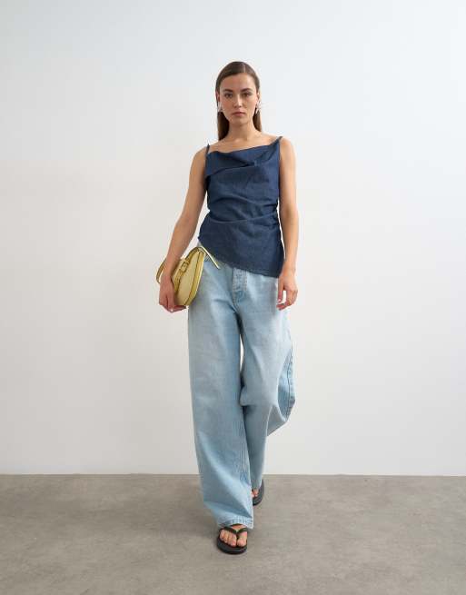 Topshop - Gerimpelde denim top met gedrapeerde hals in indigo spoeling, 2 van 4