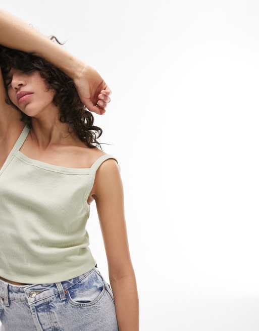 Topshop – Geripptes Trägertop in Salbeigrün