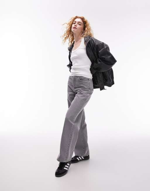Topshop – Geripptes Trägertop in Weiß mit tiefem Ausschnitt, 3 von 4