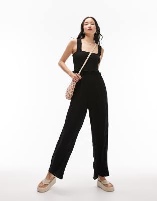 Topshop - Gesmokter Jumpsuit in Schwarz