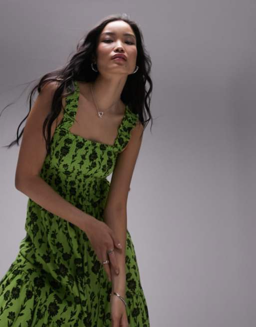 Topshop – Gesmoktes Latz-Midikleid mit Blumenmuster in Grün und Schwarz, 3 von 4