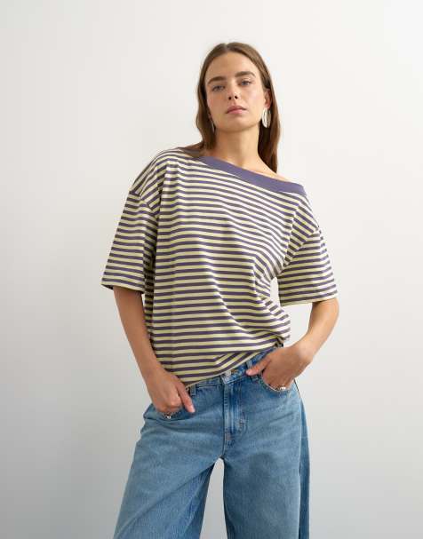 Topshop gestreiftes schulterfreies T-Shirt in Marineblau - view 1