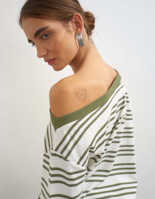 Topshop gestreiftes T-Shirt mit überschnittenen Schultern in Weiß und Grün, 2 von 4