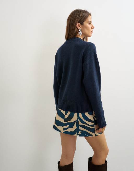 Topshop gestrickter Pullover mit Rundhalsausschnitt und Fronttasche in Midnight, 4 von 4