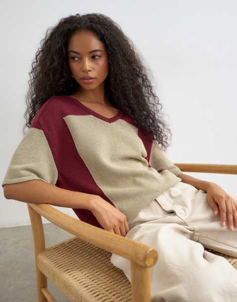 Topshop gestricktes Oberteil mit Kordelzug und Colourblock in Beerenrot und Khaki - view 1
