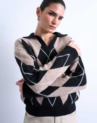 Topshop - Gestricktes Polohemd mit Rautenmuster in Neutral