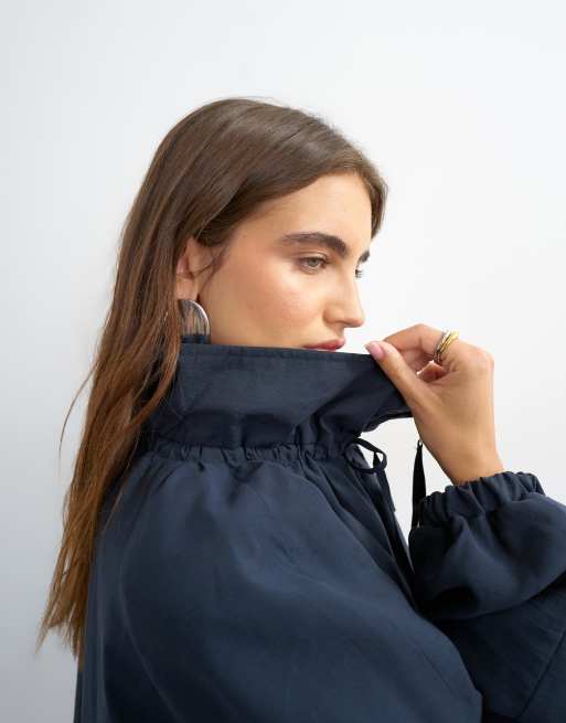 Topshop - Giacca blu navy con collo a imbuto e cintura in coordinato, 2 di 4