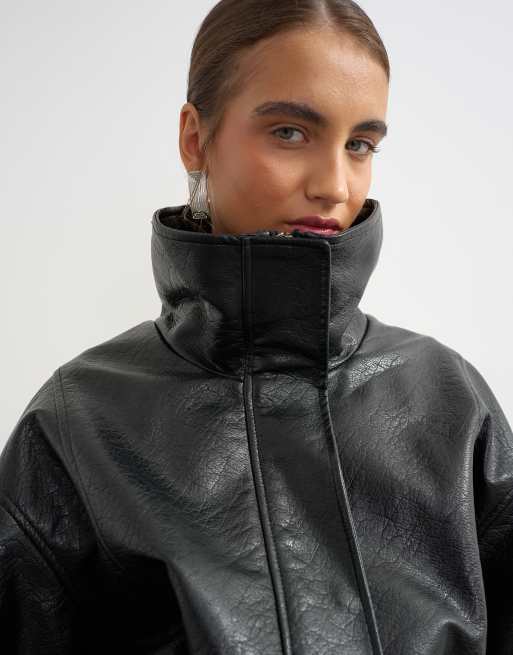 Topshop giacca in pelle sintetica con vita stretta e collo a imbuto nera, 3 di 4