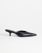 Topshop Gigi kitten heel court shoe in black