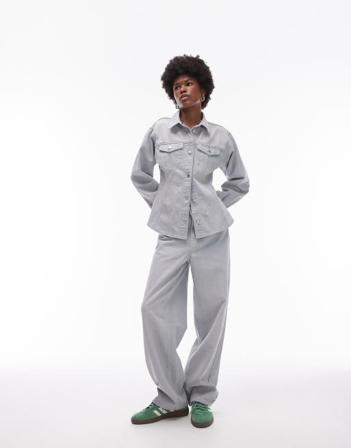 Topshop – Gilmore – Ljusblå jeans i boyfriend-modell med låg midja
