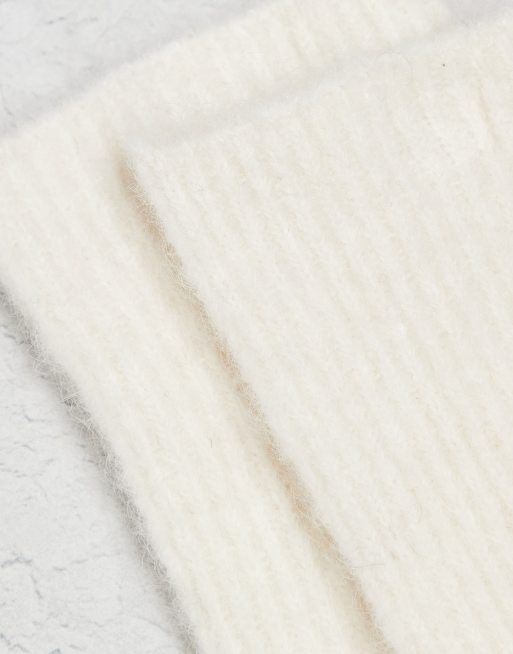 Topshop Ginny Premium alpaca mix ribbed knitted gloves in cream, 2 of 3