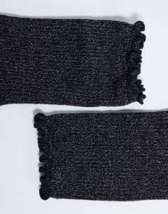 Model wearing Glitter socks in black