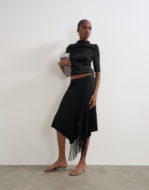 Topshop gonna con dettaglio drappeggiato e frange nera, 1 di 5