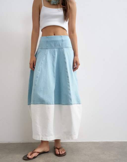 Topshop - Gonna lunga bombata in denim candeggiato ed écru con cuciture, 5 di 5