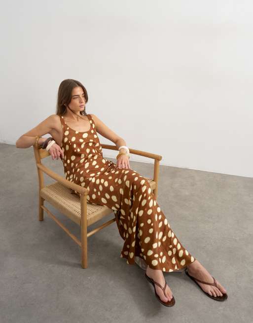 Topshop - Gonna lunga in raso con stampa cerbiatto e taglio sbieco