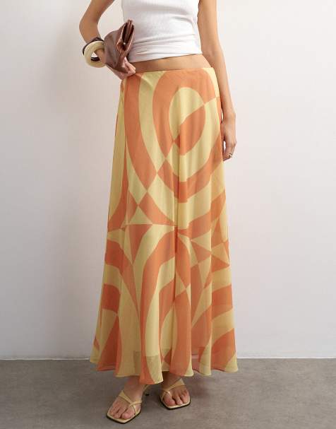 Topshop - Gonna midi a ruota in chiffon trasparente con stampa astratta arancione - view 1