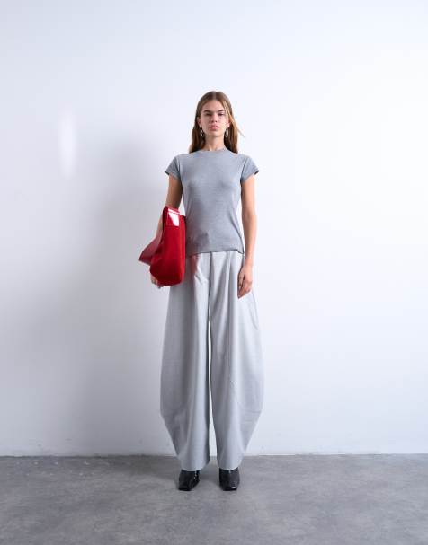 Topshop – Grå, figursydda horseshoe-byxor - view 1