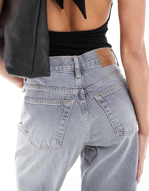 Topshop - Grå og forvaskede jeans med lige ben og mellemhøj talje samt løstsiddende pasform, 4 af 5