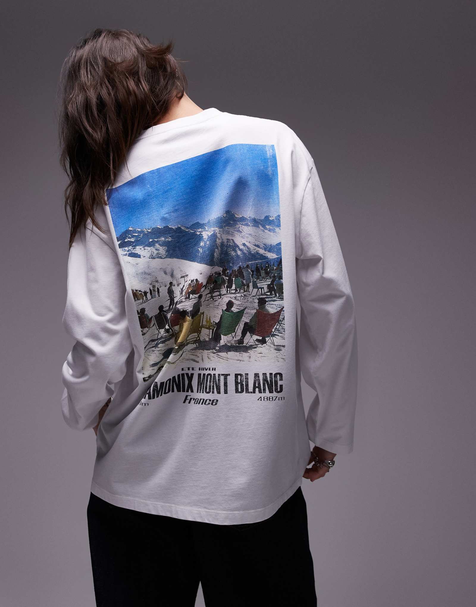 Футболка для конькобежцев Topshop graphic chamonix с длинным рукавом белого цвета