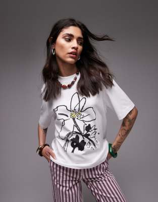 graphic floral premium basic tee in white