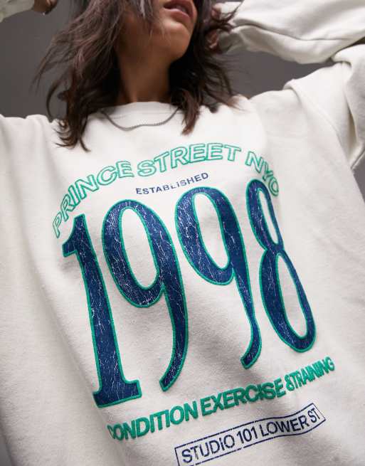 Studio to deals street print sweatshirt