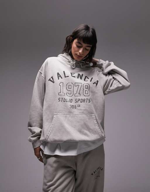 Graphic hotsell oversized sweatshirts