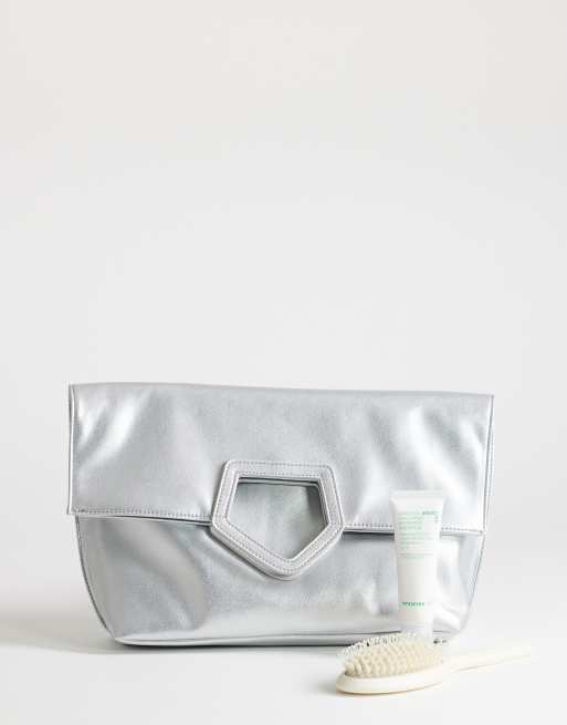 Topshop – Gregry – Gefaltete Oversize-Clutch in Silberoptik, 2 von 4