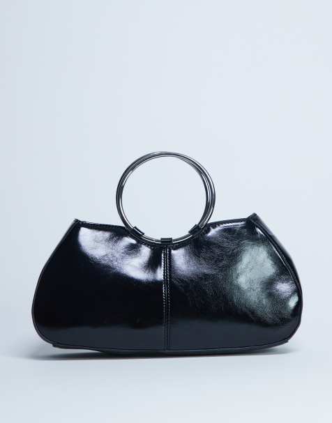 Topshop – Griffith – Handtasche in Schwarz mit Metallring - view 1
