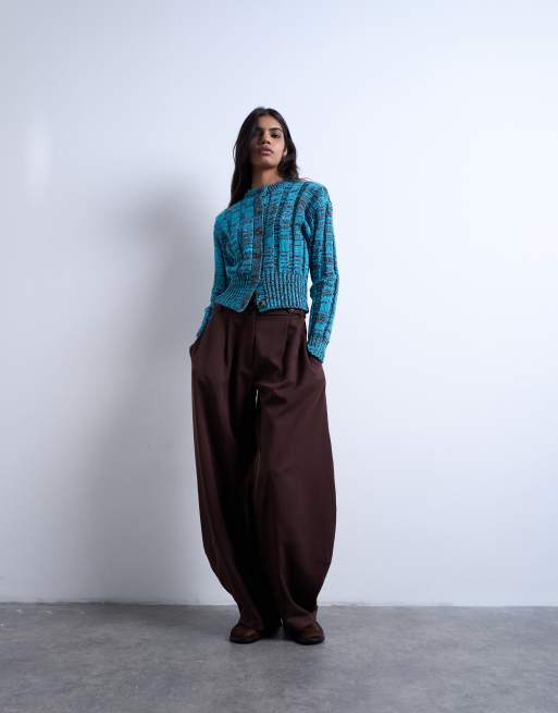 Topshop - Grof gebreide getailleerde top met gedraaide taille in blauw en chocoladebruin, 3 van 4