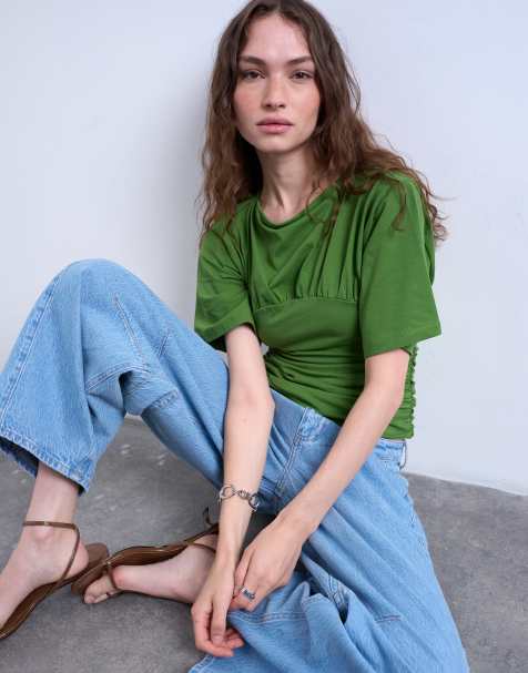 Topshop – Grön topp med korta ärmar och ryschade detaljer - view 1