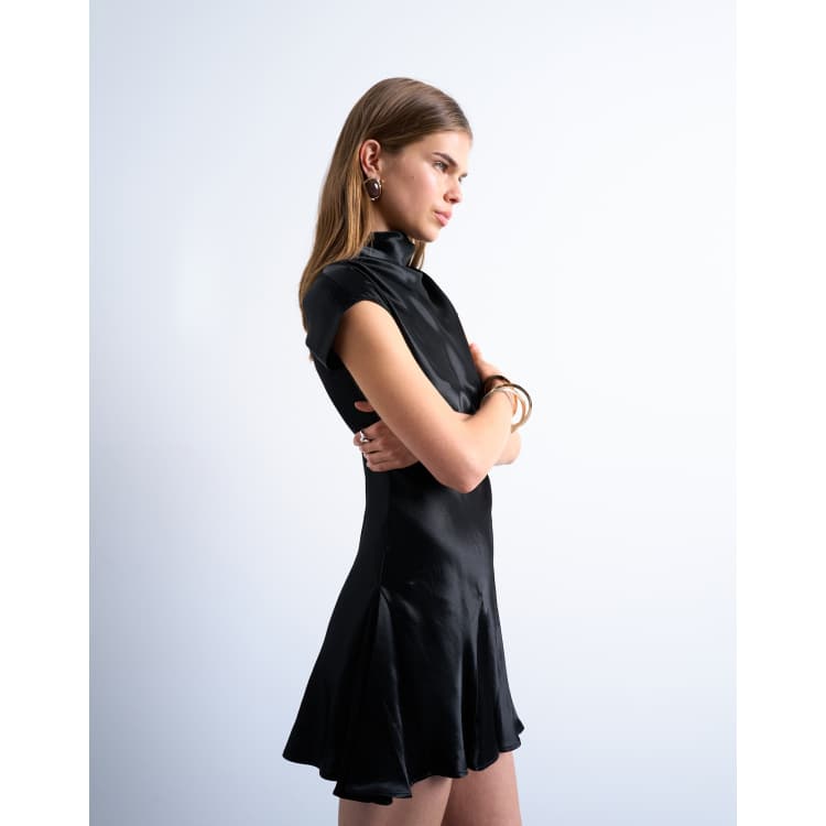Topshop grown-on Sleeve Satin Dress in Black